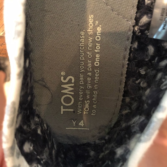 Cheetah Toms - Picture 2 of 3